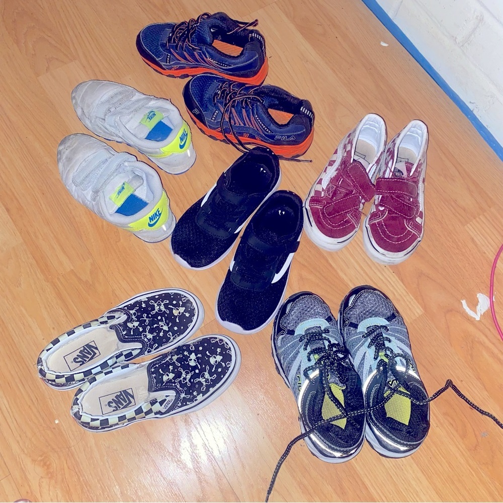 Bundle of toddlers size 12(vans) and 11.5. Boy